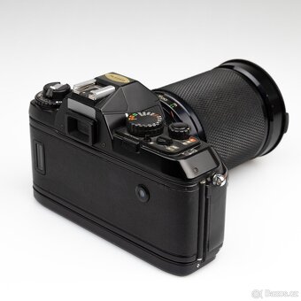 Nikon F-301 + objektiv 28-200mm f/3,8-5,5 - 4