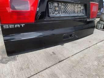 Seat Alhambra, zadní 5. dveře - 4
