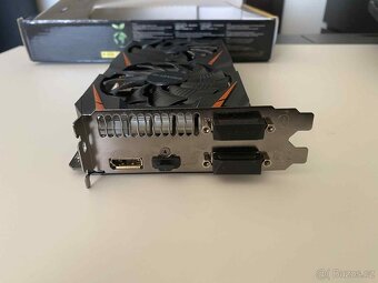 Gigabyte GeForce GTX 1060 3GB (OC Edition, Windforce) - 4