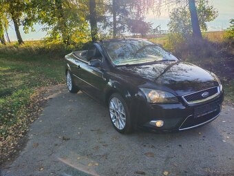 KRÁSNÝ Ford Focus cabrio // 2.0 16v // bez koroze - 4