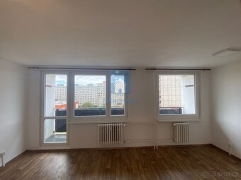 Pronájem bytu 3+KK s lodžií Praha 4 - Písnice, ulice U Bazén - 4