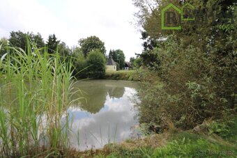 Prodej rodinného domu se zahradou v krásné lokalitě České Ka - 4