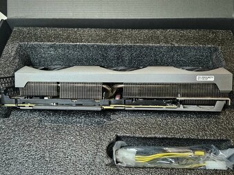 Zotac GeForce RTX 3080 GAMING AMP 10GB - top stav, záruka - 4