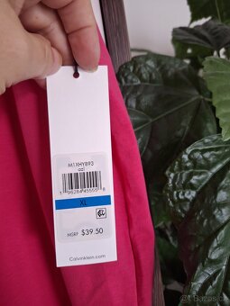 Nové dámské triko Calvin klein s kamínkama vel. XXL - 4
