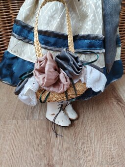 Porcelánová panenka 56 cm. - 4