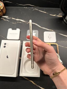 iPhone 11 64gb + příslušenství - 4