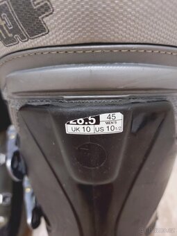 Sjezdové boty, přeskáče - 4