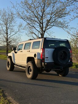 HUMMER H3 ALPHA V8 - 4