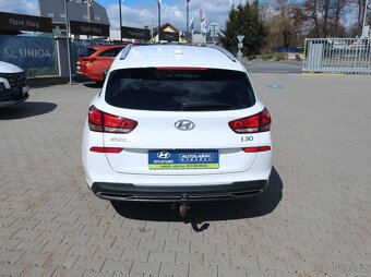 Hyundai i30 WG 1.6CRDi 85kW SMART ČR 1MAJITEL TAŽNÉ - 4