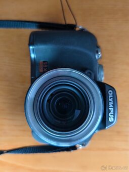 Olympus SP-550UZ - 4