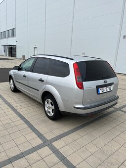 Prodám Ford Focus 2, 2005, 1.6 benzin, 74 kW. - 4