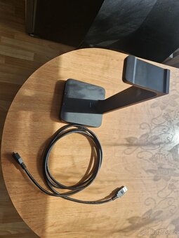 Corsair Gaming ST100 RGB Premium Headset Stand - 4