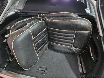 Sedadla sklapeci sedacky z MGB GT - 4