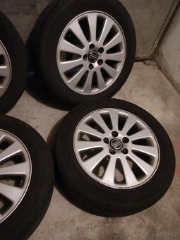 4ks alu disky orig. Volvo 5x108 R16 pneu 5mm 205/55 r16 - 4