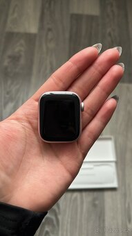 Chytré hodinky Apple Watch Series 9 41mm pink - 4