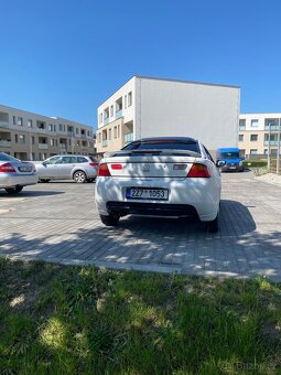 Mazda 323f - 4