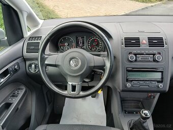 TOURAN,2.0TDI,103KW,VÝHŘEV,DIGI,PARKASIST,TZ,SERVIS JEN VW - 4