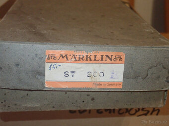 Rychlík Märklin H0 ST800, třídílný, slonovinově červená s or - 4