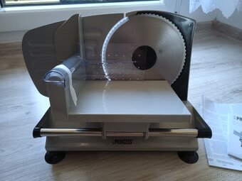 Výkonný kráječ Princess 150W 0-15mm - 4