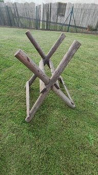 Historický naklepávač kos + stará orig.dřev.koza na řezaní - 4