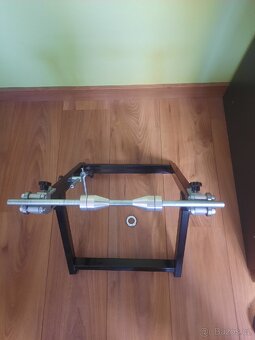 Centrovací stojan kol - 4