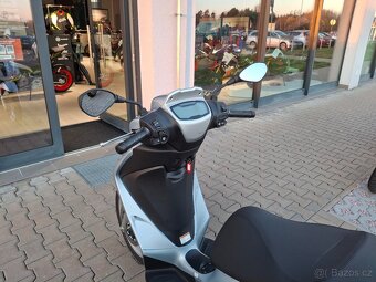 PIAGGIO Medley 125 ABS E5+ GRIGIO ASTRALE - 4