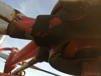 Shrnovač Kuhn na ND - 4