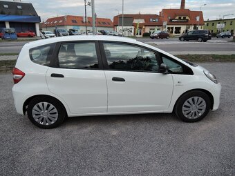 Honda Jazz, 1,2i-VTEC Servis 91tkm 2014 - 4