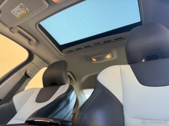 Volvo S60 D4 AWD Cross Country (5-válec) - 4