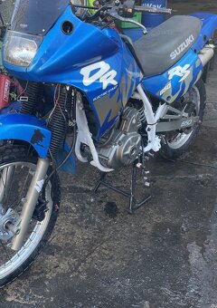Suzuki dr650 rs - 4
