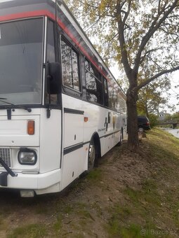 Obytný autobus Karosa special servis . - 4