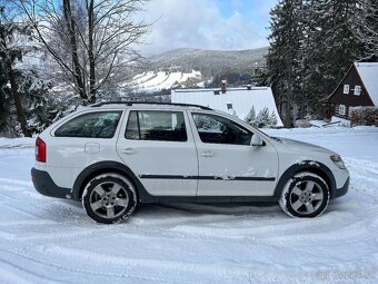 Škoda Octavia Scout 1.8 TSI 4x4 - 4
