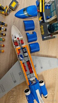 LEGO City letiště 60104 Terminál pro pasažéry - 4