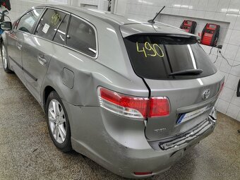 Toyota Avensis 2,0 D4D 127 - 4