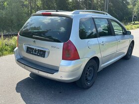 Peugeot 307 1.6 HDi rok 2006 náhradní díly stříbrná - 4