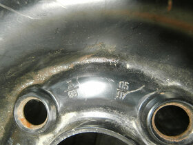 Dojezdové kolo Volkswagen 3 1/2 J x 14 H 2 za 500 kč - 4