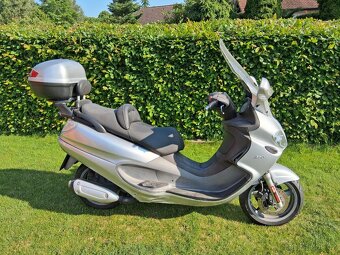 Piaggio X9 - 4