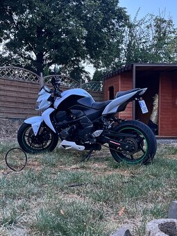 Kawasaki Z750 - 4