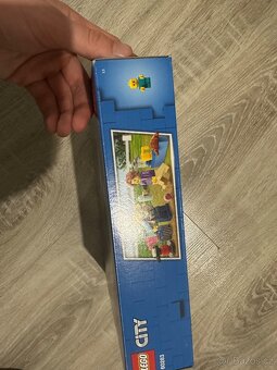 Prodávám Lego city 60283 - 4