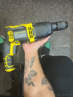 Stanley FatMax 850W – Příklepová síťová vrta - 4