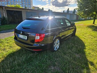 Škoda Superb 3.6 FSi 191 kw kombi Elegance - 4