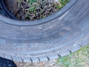 235/65 R16 C 2x Pneu - 4
