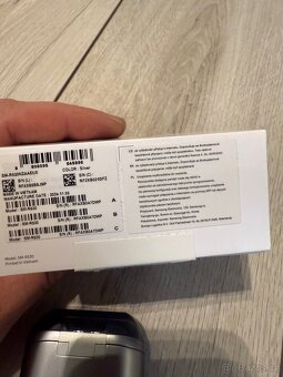 Sluchátka Samsung - 4