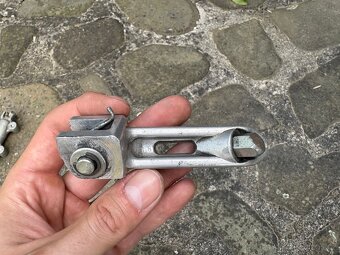 Levá přední stupačka, Suzuki Gsxr 600/750, k6,k7 - 4