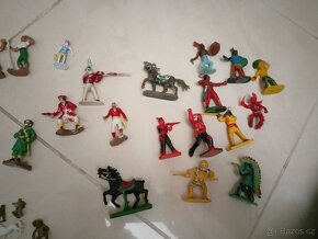 Staré figurky prodej - 4