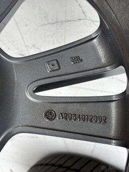 Mercedes R18 7,5J x18 Et44 Originál W205 V-class - 4