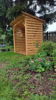 Dřevník nový na cca 4m3 naštípaného dřeva - 4