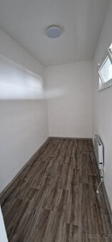 Pronájem Byt 2kk / kancelář - 4