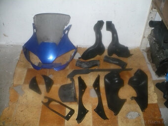 Yamaha YZF 600 R6  r. 99- díly - 4