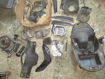 Díly z Piaggio Liberty 125 - 4